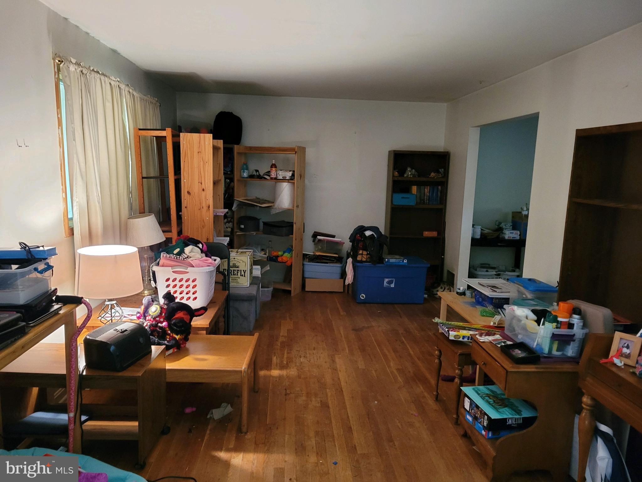 5301 Rolling Road Springfield, VA 22151 - Photo 5 of 7