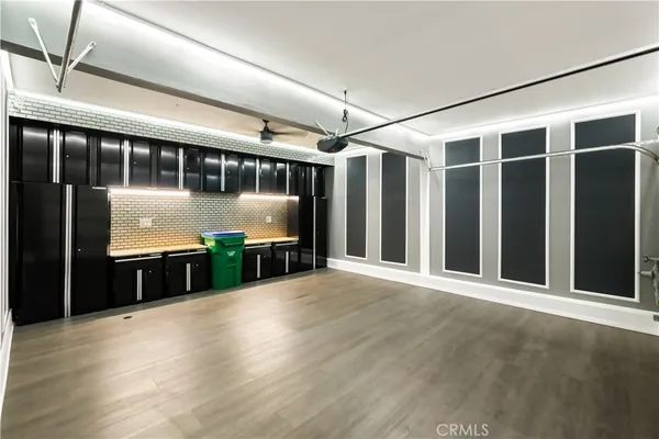 a view of a garden with pathway