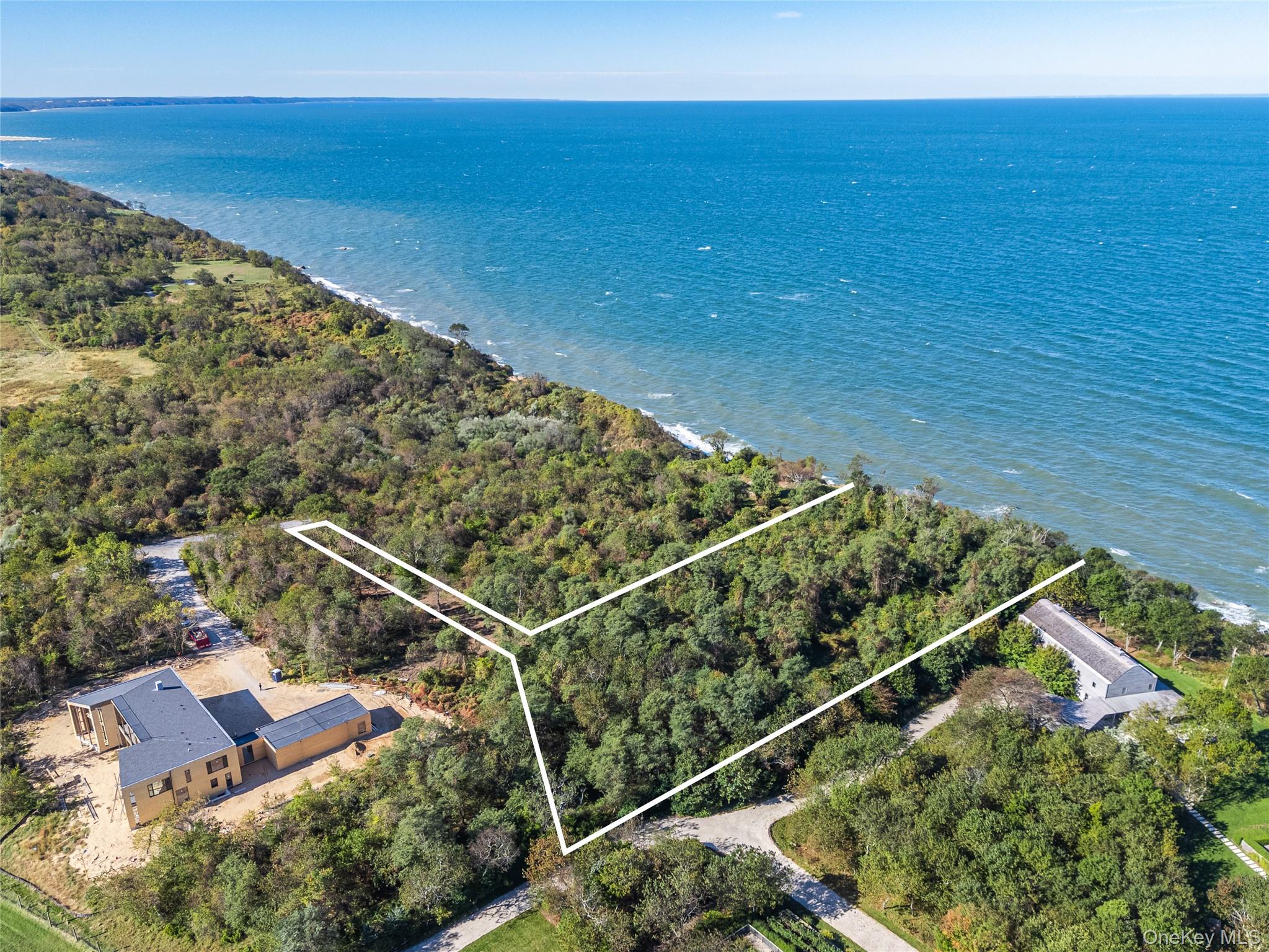 6121 Oregon Road Cutchogue, NY 11935 - Photo 15 of 22 a view of a tennis court