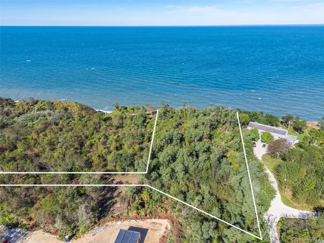 a view of a swimming pool and outdoor space