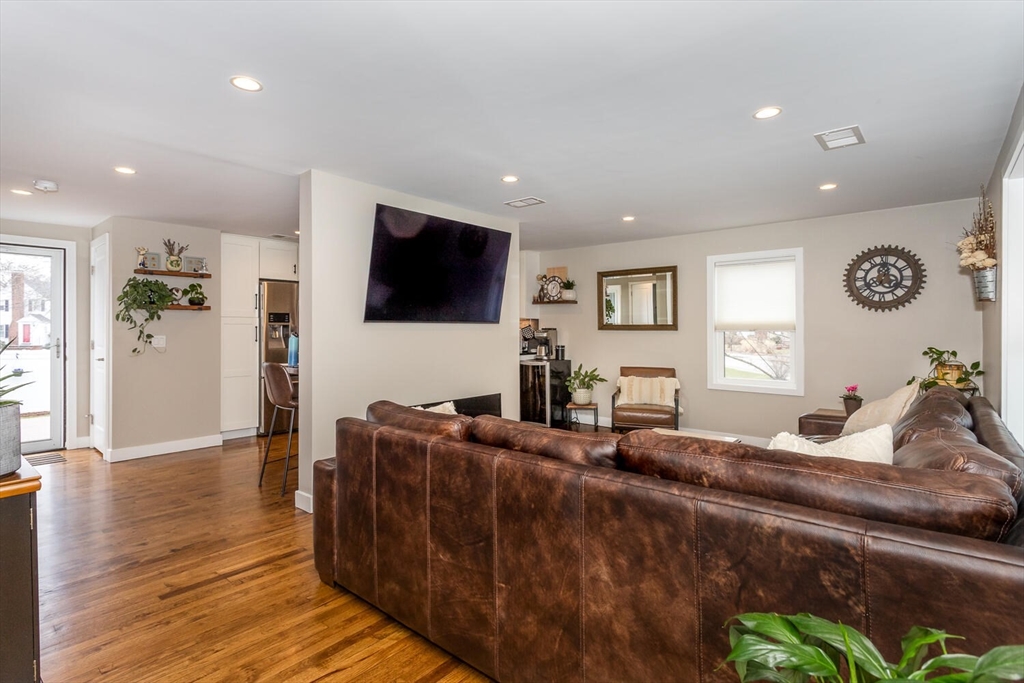 18 Joyce Kilmer Road, Unit 2 Boston, MA 02132 - Photo 5 of 24