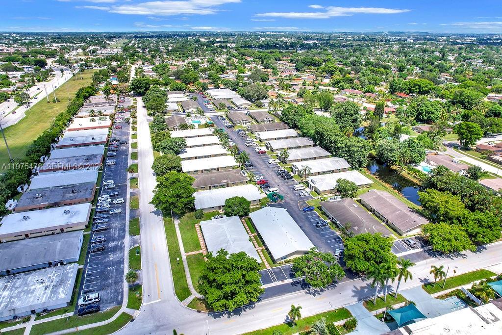 666 Kathy Court Pompano Beach, FL 33068 - Photo 36 of 45 an aerial view of residential houses with outdoor space