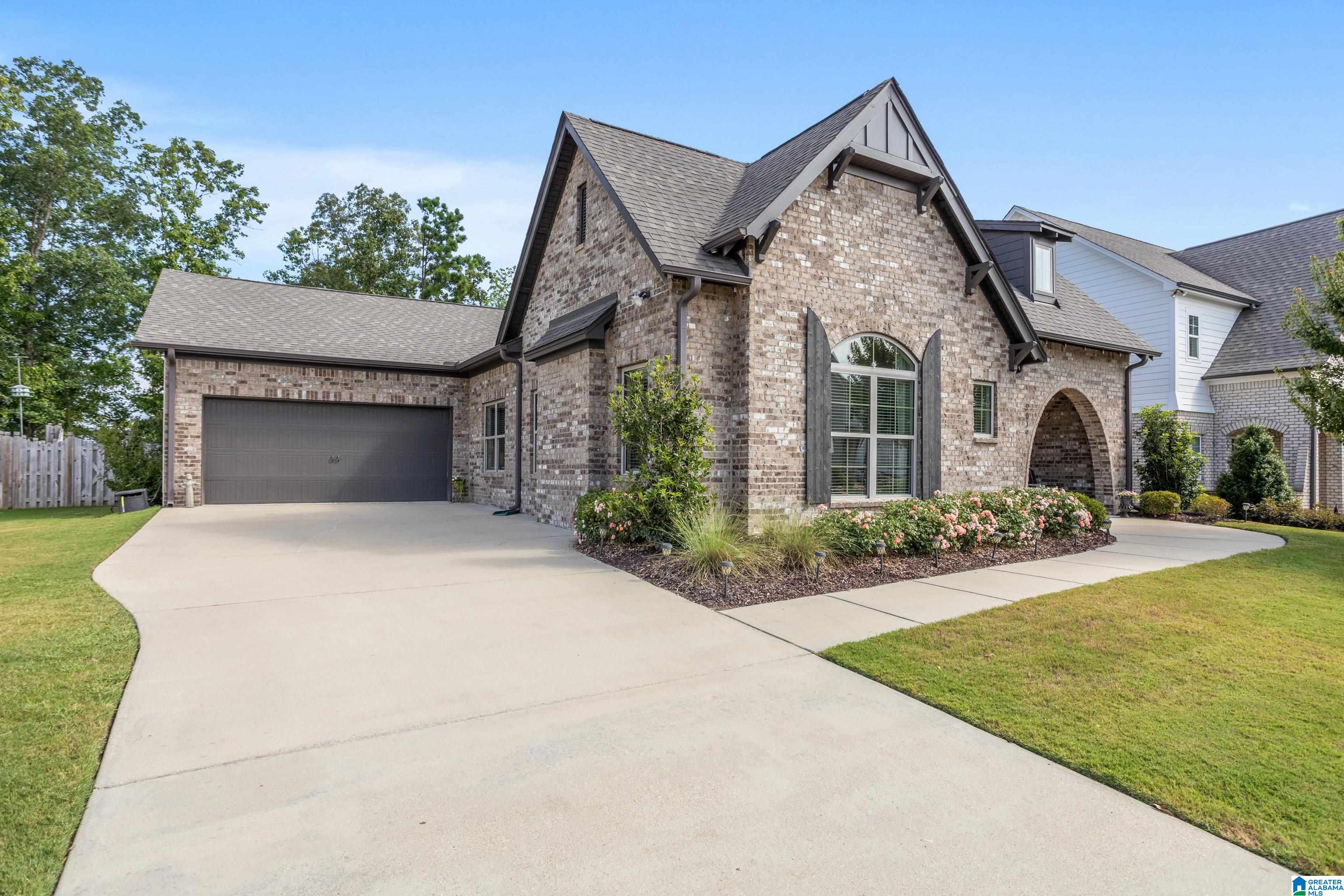 1019 Crestview Ridge Helena, AL 35080 - Photo 2 of 60