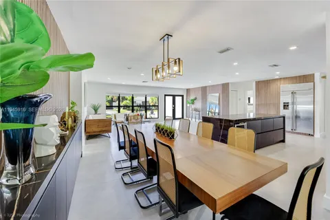 $1,595,000 | 1925 Northeast 208th Terrace, Miami, FL 33179