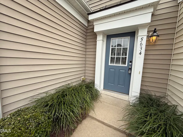 $1,995 | 5634 Berry Creek Circle, Raleigh, NC 27613