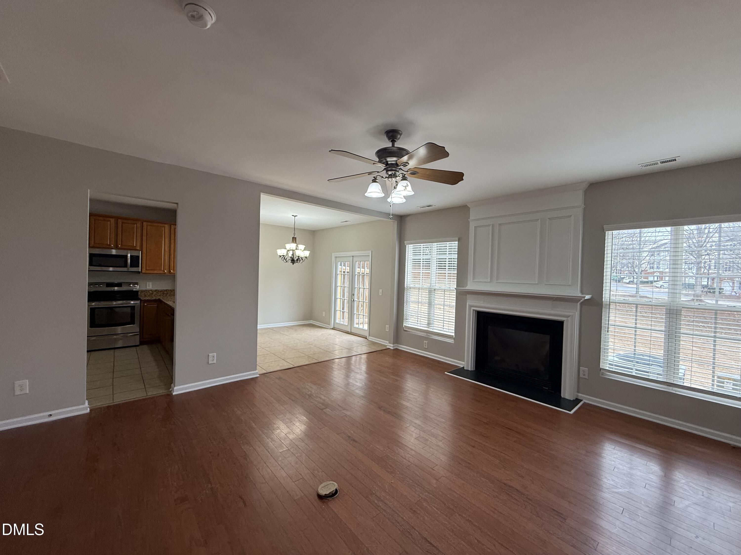 5634 Berry Creek Circle Raleigh, NC 27613 - Photo 5 of 31 IMG_1549