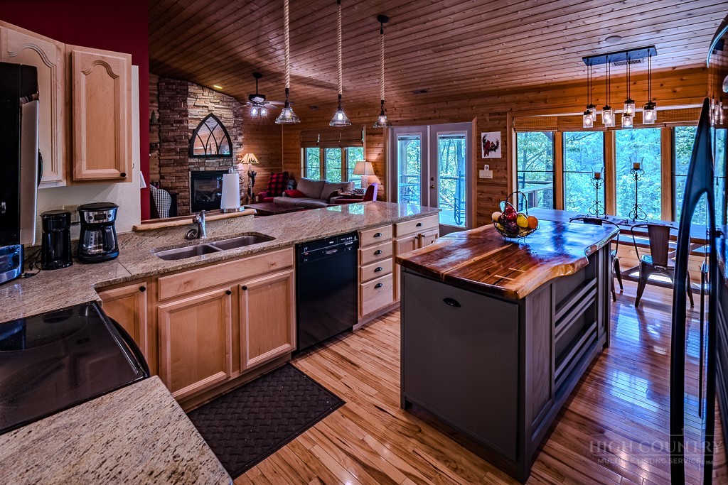 173 Laurel Brook Road Newland, NC 28657 - Photo 16 of 49