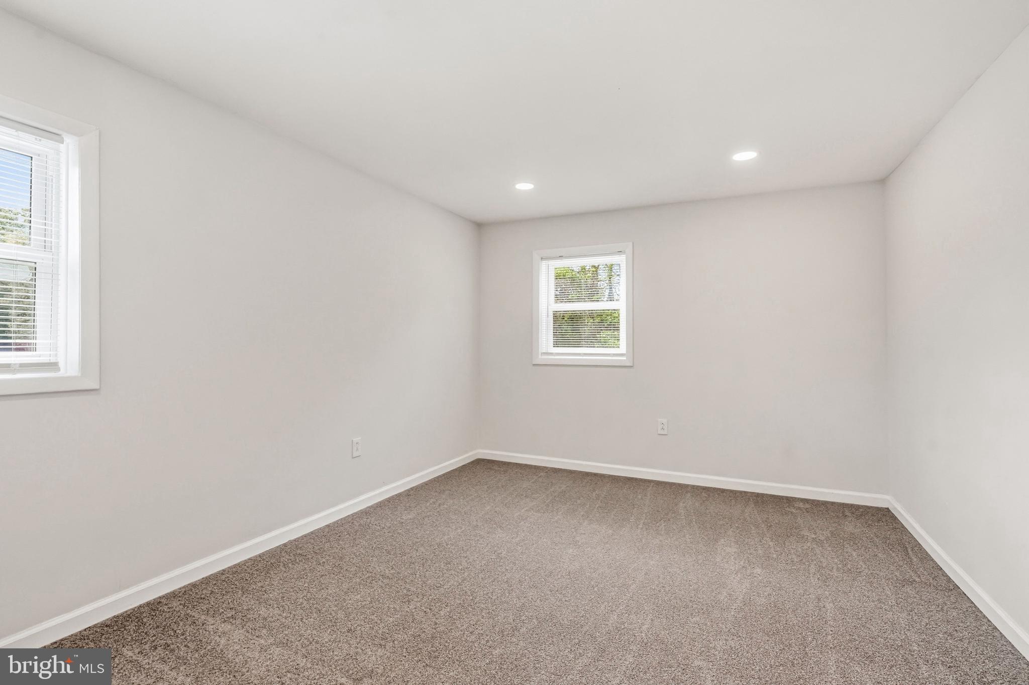 1286 Glassboro Road Williamstown, NJ 08094 - Photo 23 of 41 an empty room with a window