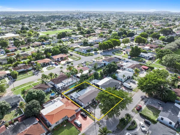 an aerial view of multiple house