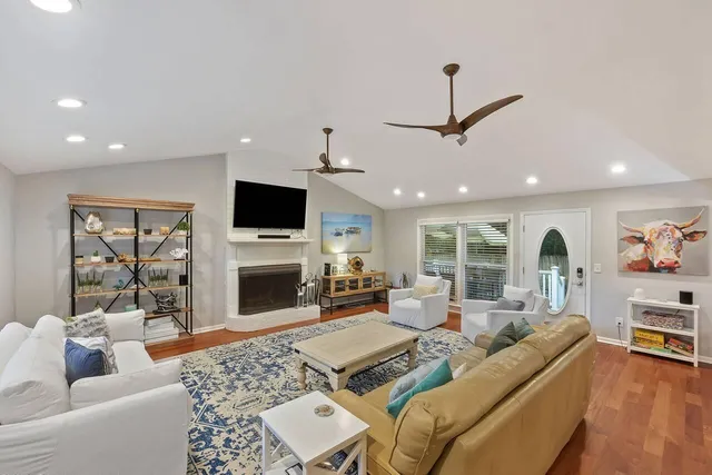 $10,000 | 3 20th Avenue, Isle of Palms, SC 29451