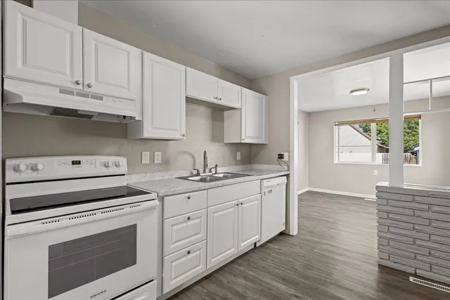 $318,000 | 2123 East Heroy Avenue, Spokane, WA 99207