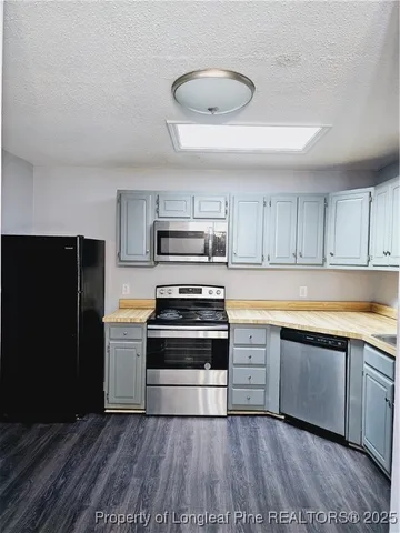 $1,400 | 1121 Lake Stone Place, Fayetteville, NC 28311