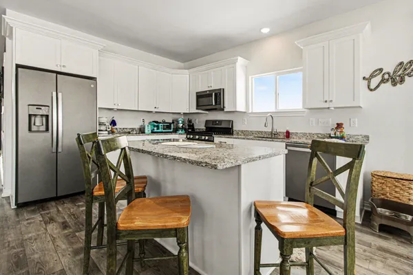 $429,000 | 31614 Beaver Circle, New Boston, MI 48164