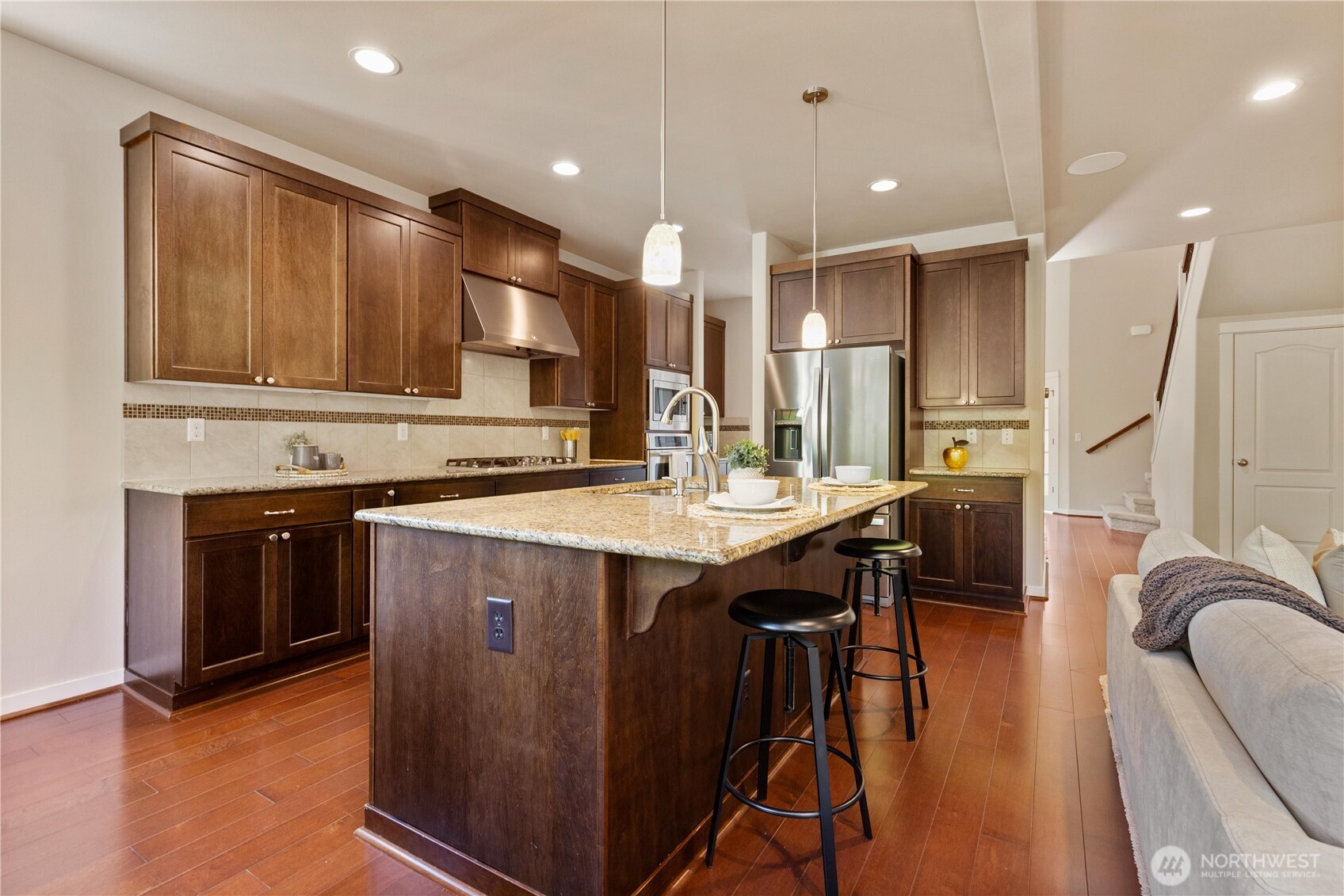 22313 38th Avenue Southeast Bothell, WA 98021 - Photo 8 of 38