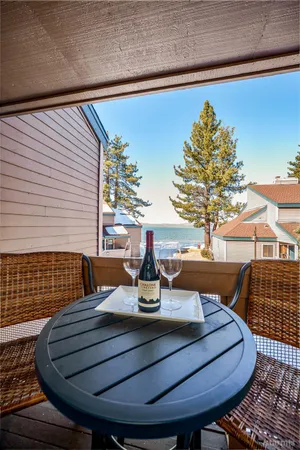 $1,499,000 | 3535 Lake Tahoe Boulevard, Unit 526, South Lake Tahoe, CA 96150