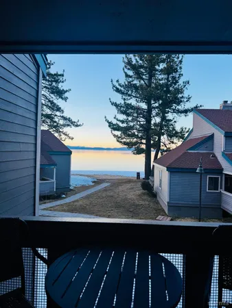 $1,499,000 | 3535 Lake Tahoe Boulevard, Unit 526, South Lake Tahoe, CA 96150