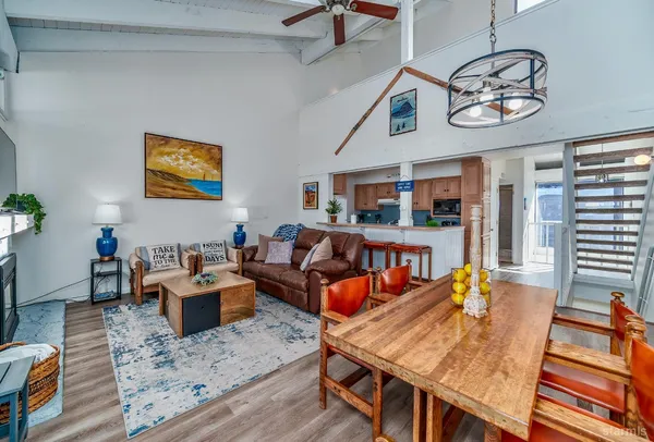 $1,499,000 | 3535 Lake Tahoe Boulevard, Unit 526, South Lake Tahoe, CA 96150