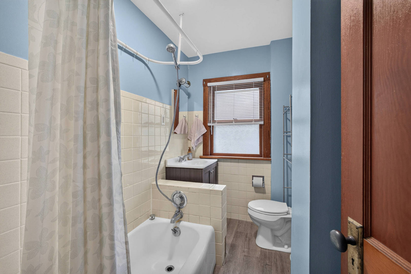 1913 10th Street Moline, IL 61265 - Photo 19 of 34