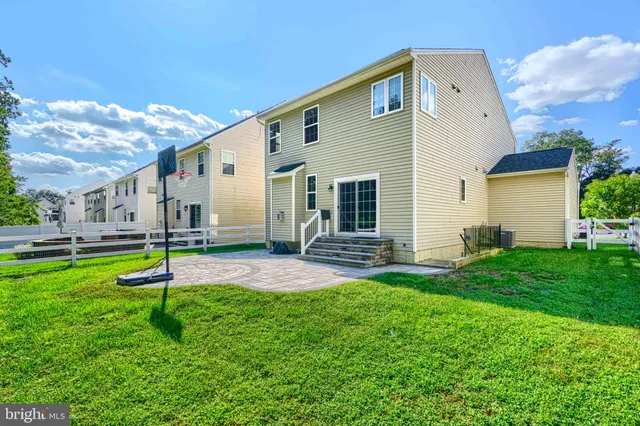 $669,900 | 7207 Stallings Drive, Glen Burnie, MD 21060