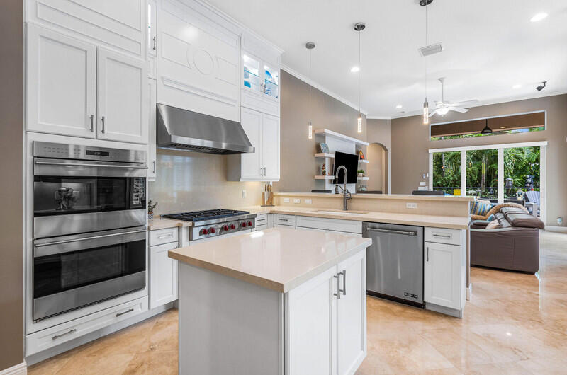 6440 Bellamalfi Street Boca Raton, FL 33496 - Photo 11 of 27 Bel 10