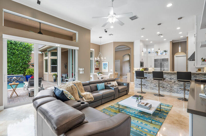 6440 Bellamalfi Street Boca Raton, FL 33496 - Photo 14 of 27 Bell14