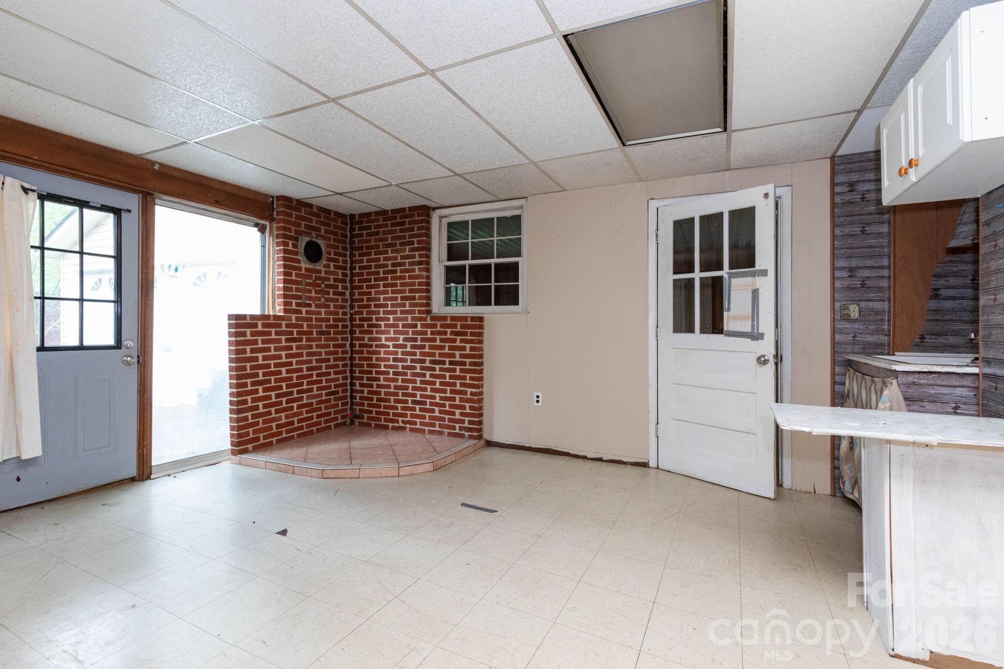 71 Cub Road Asheville, NC 28806 - Photo 20 of 25 Gallery Image 20