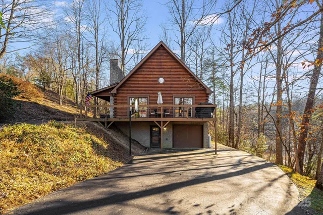 $675,000 | 1 Lynnette Drive, Fairview, NC 28730