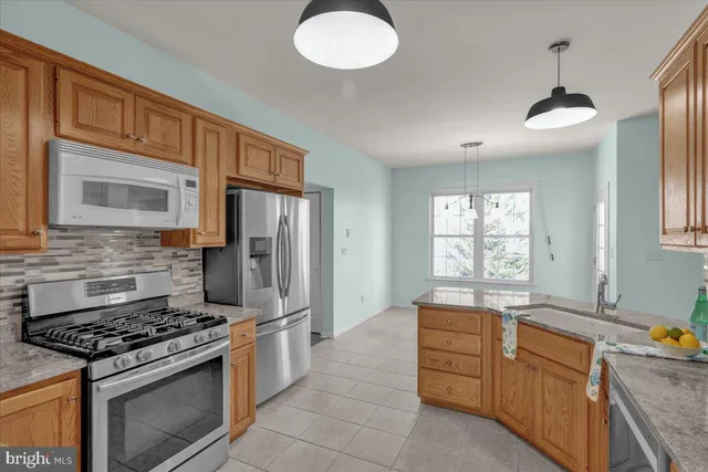 $449,900 | 902 Bedford Avenue, Reading, PA 19607