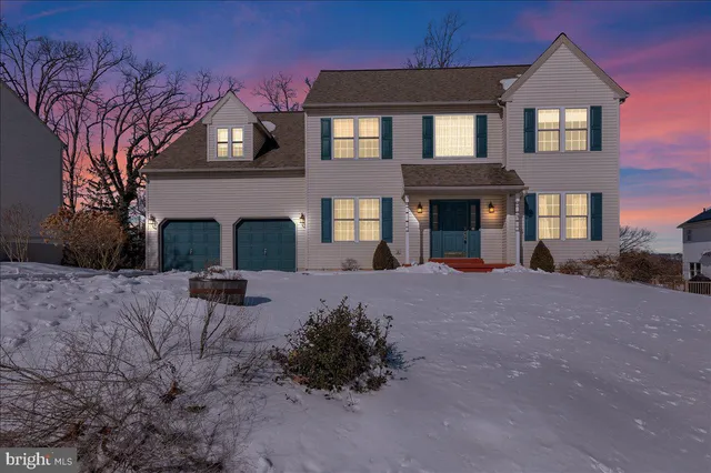 $449,900 | 902 Bedford Avenue, Reading, PA 19607