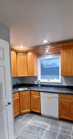 $640,000 | 49 Noble Street, North Babylon, NY 11703