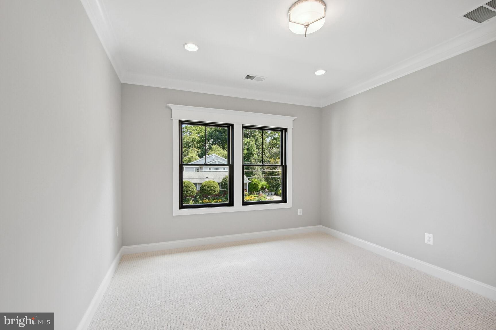 103 Elmar Drive Southwest Vienna, VA 22180 - Photo 24 of 41