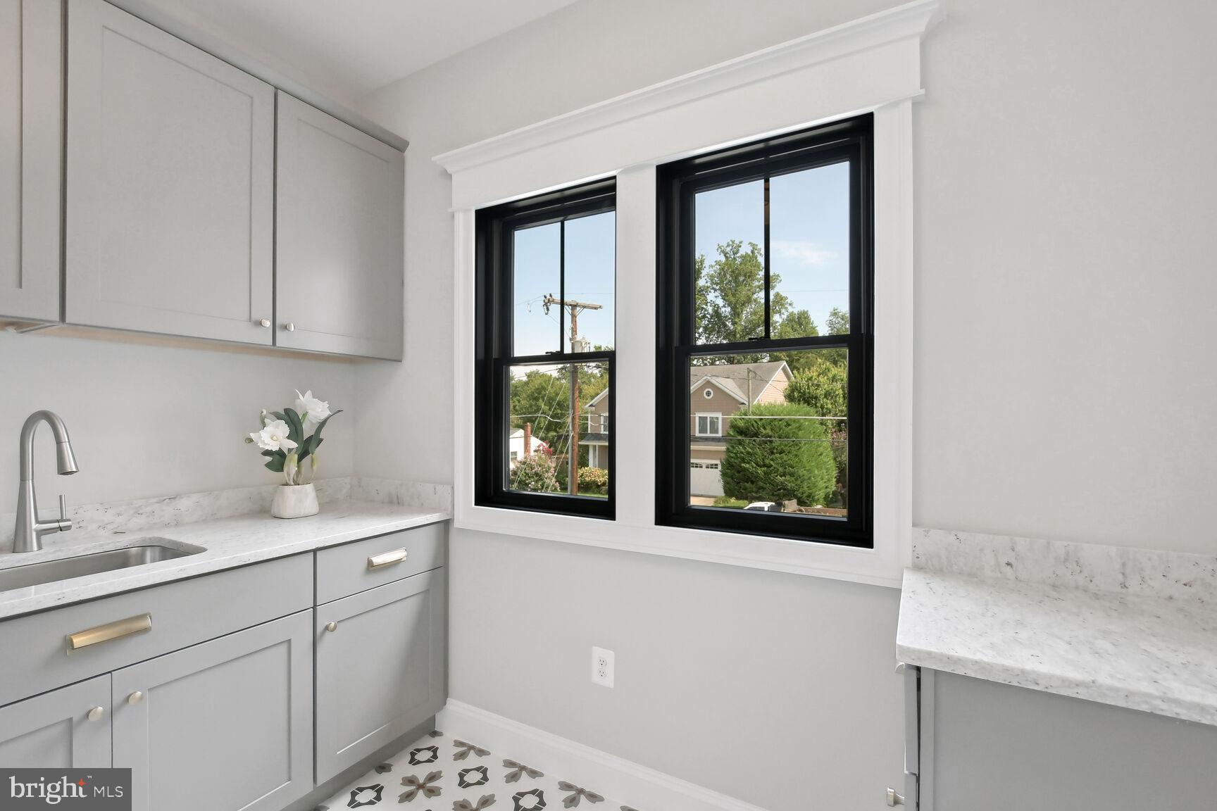 103 Elmar Drive Southwest Vienna, VA 22180 - Photo 26 of 41