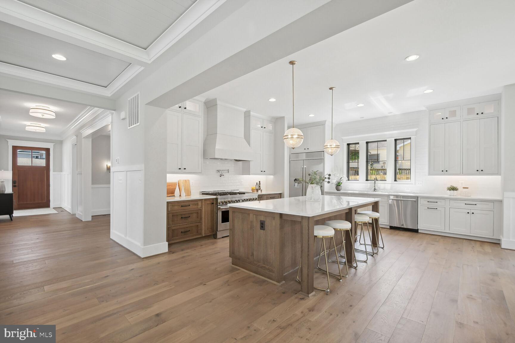 103 Elmar Drive Southwest Vienna, VA 22180 - Photo 7 of 41