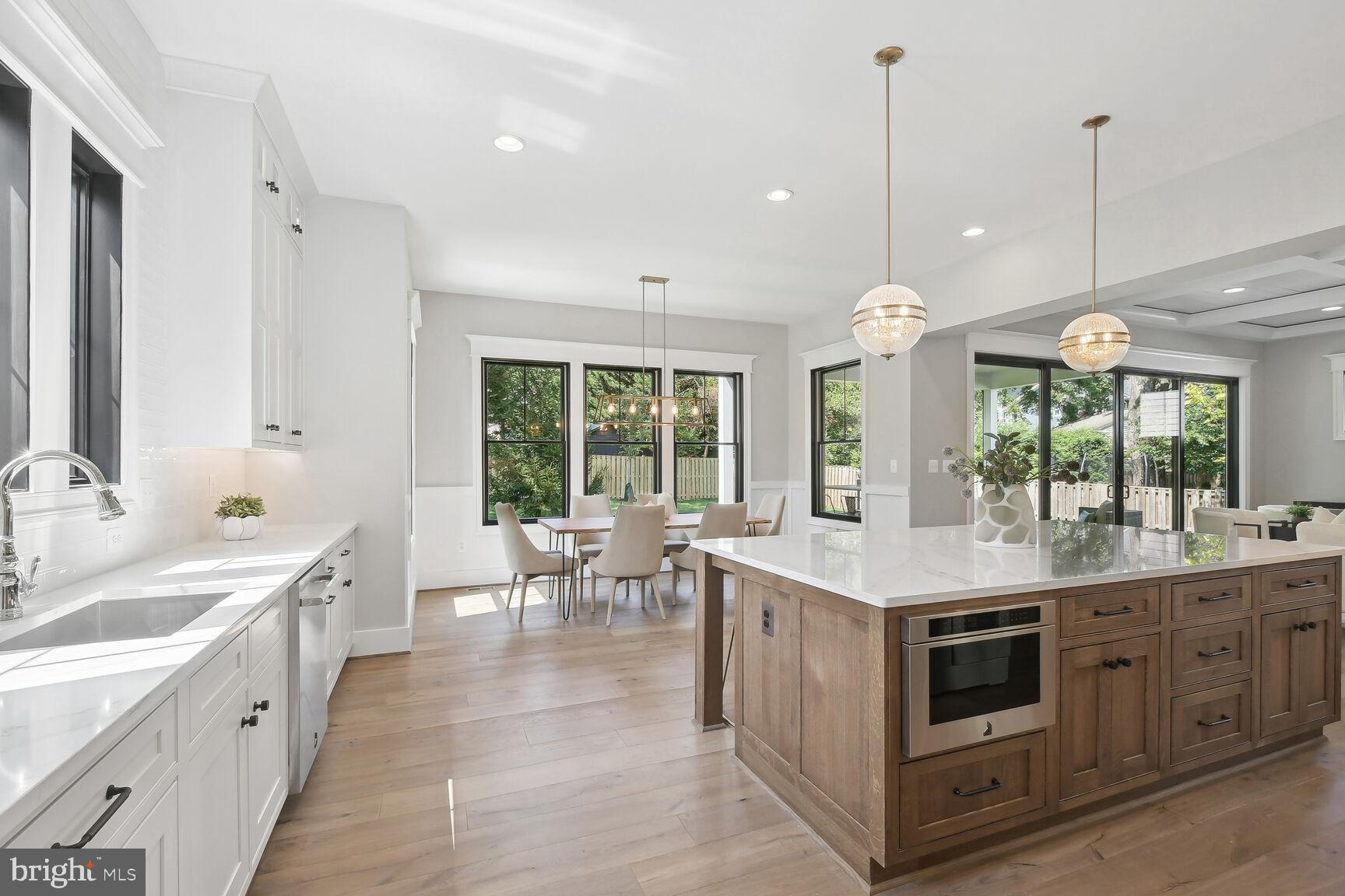 103 Elmar Drive Southwest Vienna, VA 22180 - Photo 9 of 41