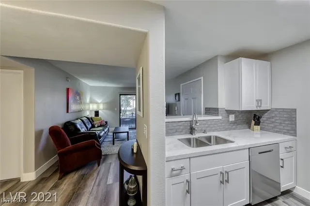 $1,700 | 950 Seven Hills Drive, Unit 2013, Henderson, NV 89052