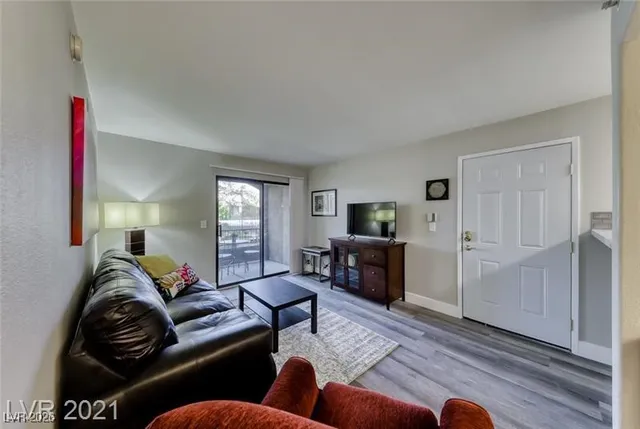 $1,700 | 950 Seven Hills Drive, Unit 2013, Henderson, NV 89052