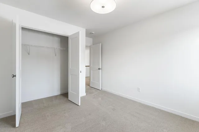 $590,900 | 2009 Lusitano Street, Shakopee, MN 55379