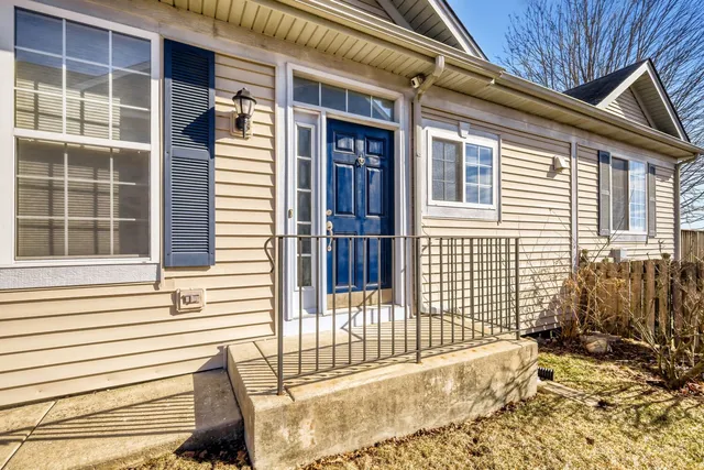 $284,900 | 7630 Stonecrop Lane, Joliet, IL 60431