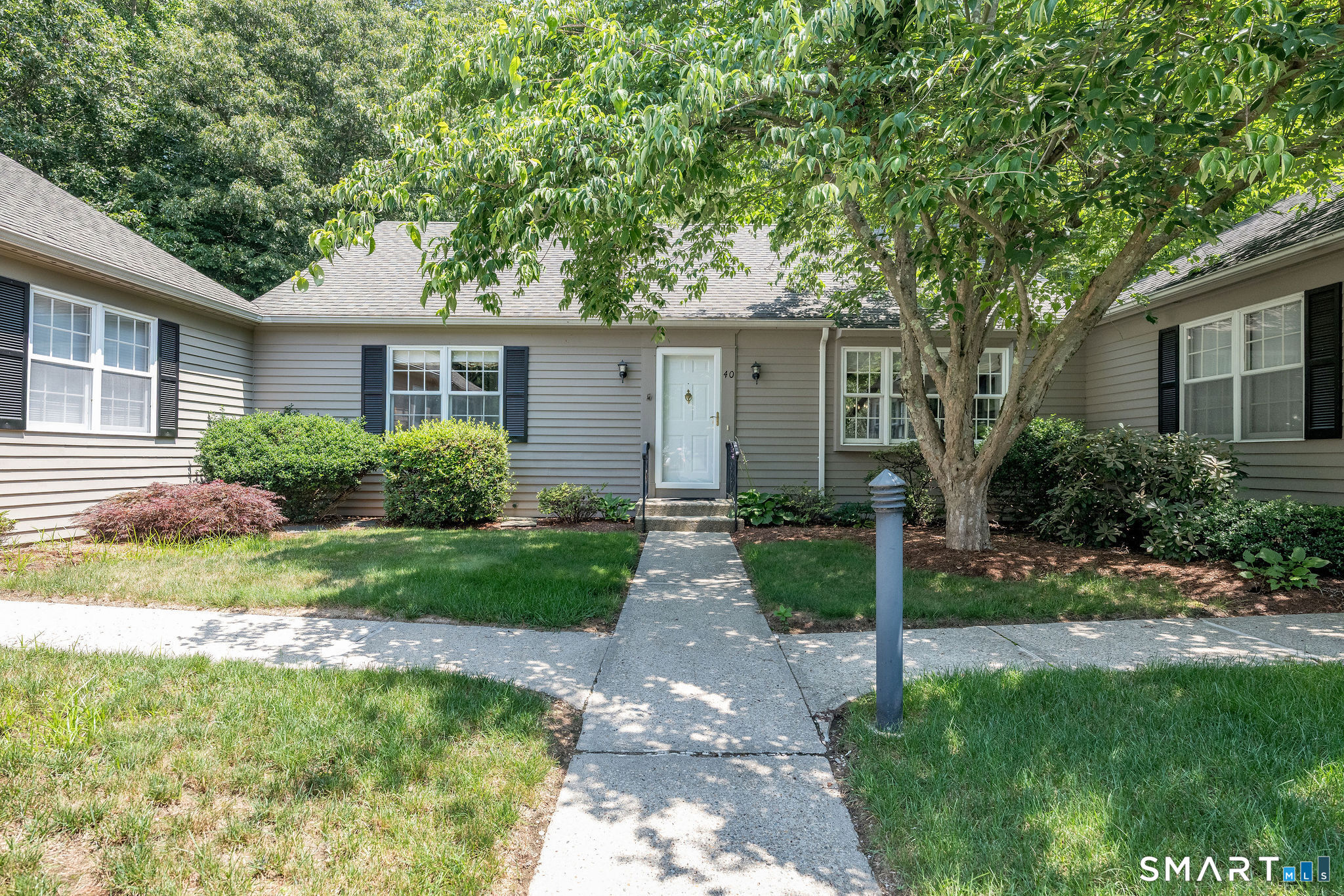 40 Hampshire Road, Unit 40 Madison, CT 06443 - Photo 1 of 32