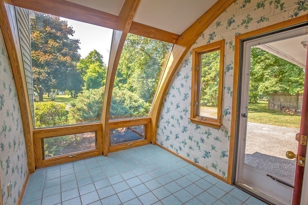 8 Bayberry Road Hampden, MA 01036 - Photo 4 of 42