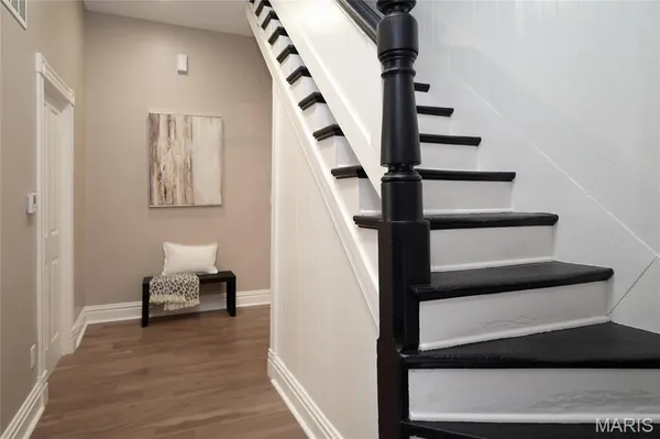 $495,000 | 2307 South 11th Street, St. Louis, MO 63104