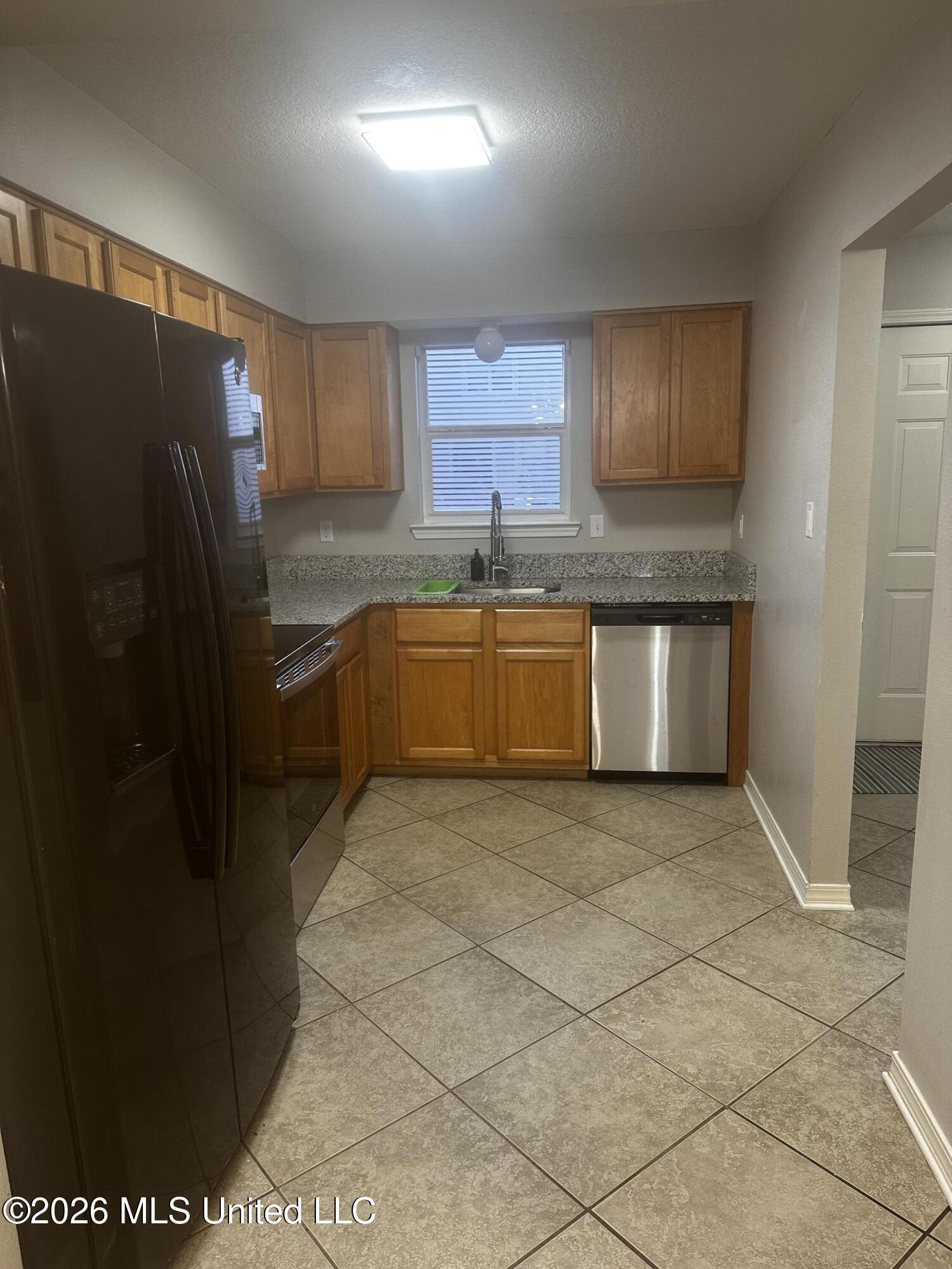 1625 Martin Bluff Road, Unit 98 Gautier, MS 39553 - Photo 2 of 17 IMG_5113