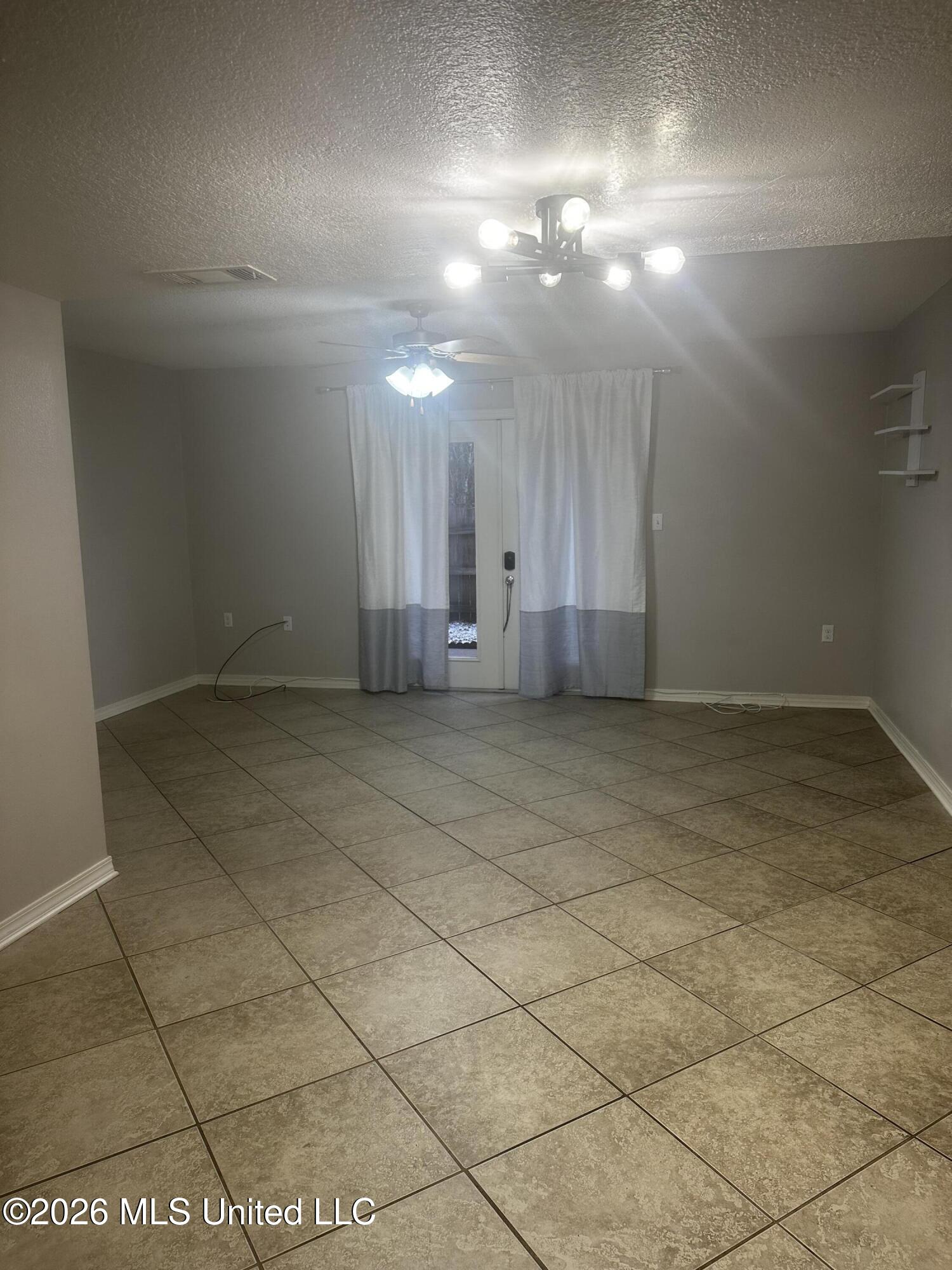 1625 Martin Bluff Road, Unit 98 Gautier, MS 39553 - Photo 5 of 17 IMG_5115