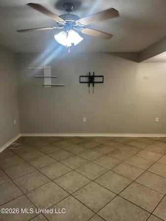 $1,100 | 1625 Martin Bluff Road, Unit 98, Gautier, MS 39553
