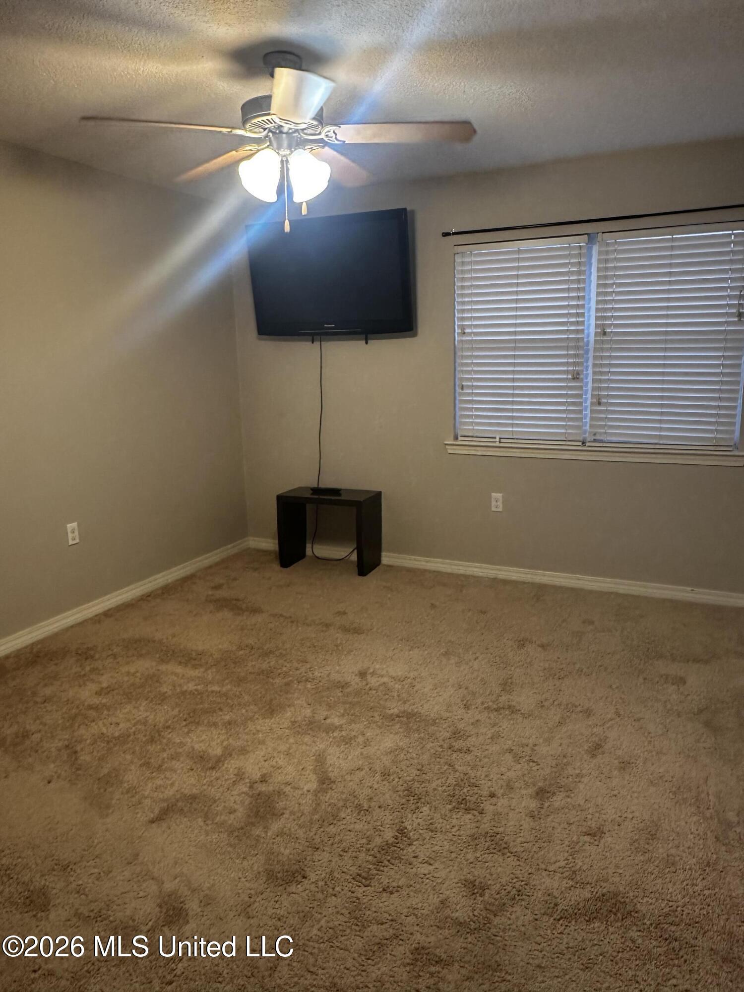 1625 Martin Bluff Road, Unit 98 Gautier, MS 39553 - Photo 8 of 17 IMG_5119