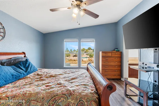 $460,000 | 155 North Son Shine Lane, Chino Valley, AZ 86323