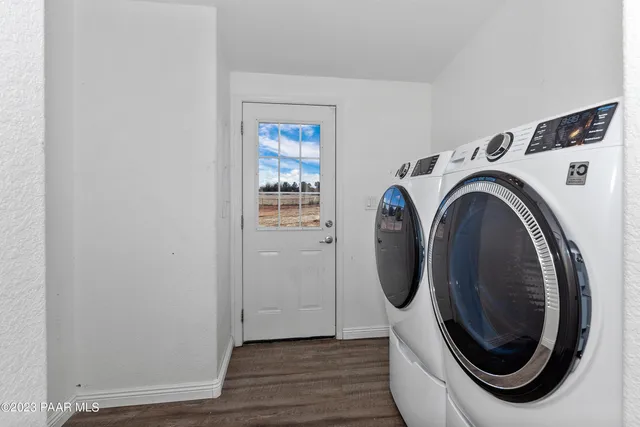 $460,000 | 155 North Son Shine Lane, Chino Valley, AZ 86323