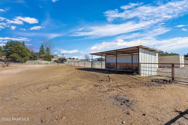 $460,000 | 155 North Son Shine Lane, Chino Valley, AZ 86323