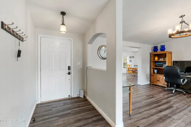 $460,000 | 155 North Son Shine Lane, Chino Valley, AZ 86323