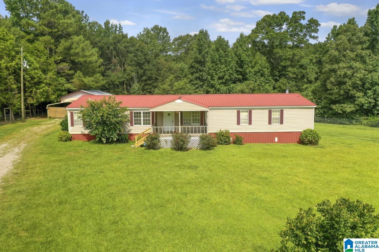 1821 Country Club Road Jasper, AL 35503 - Photo 2 of 23